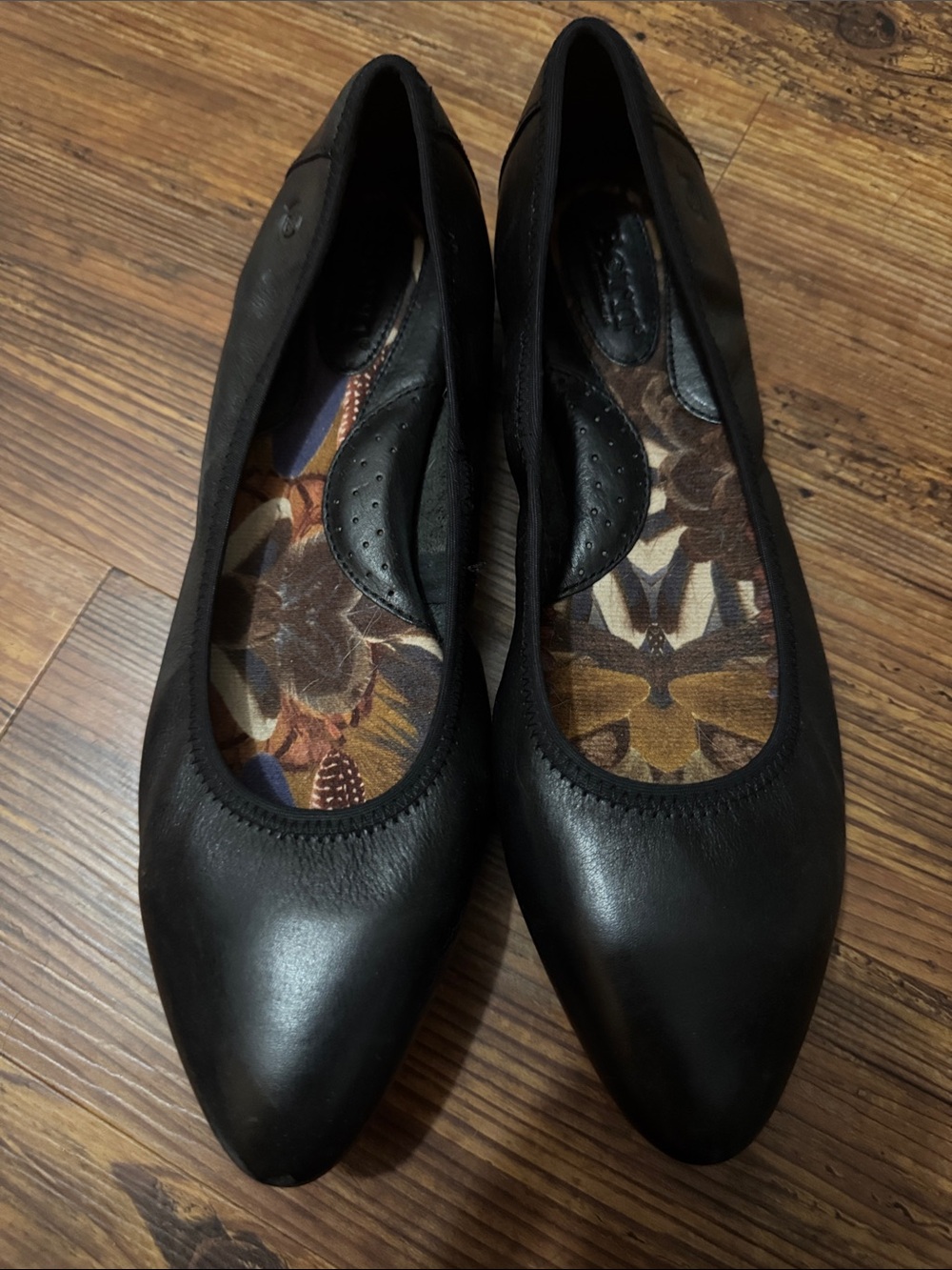 Born Black Pointed-Toe Ballet Flats - Picture 3 of 7